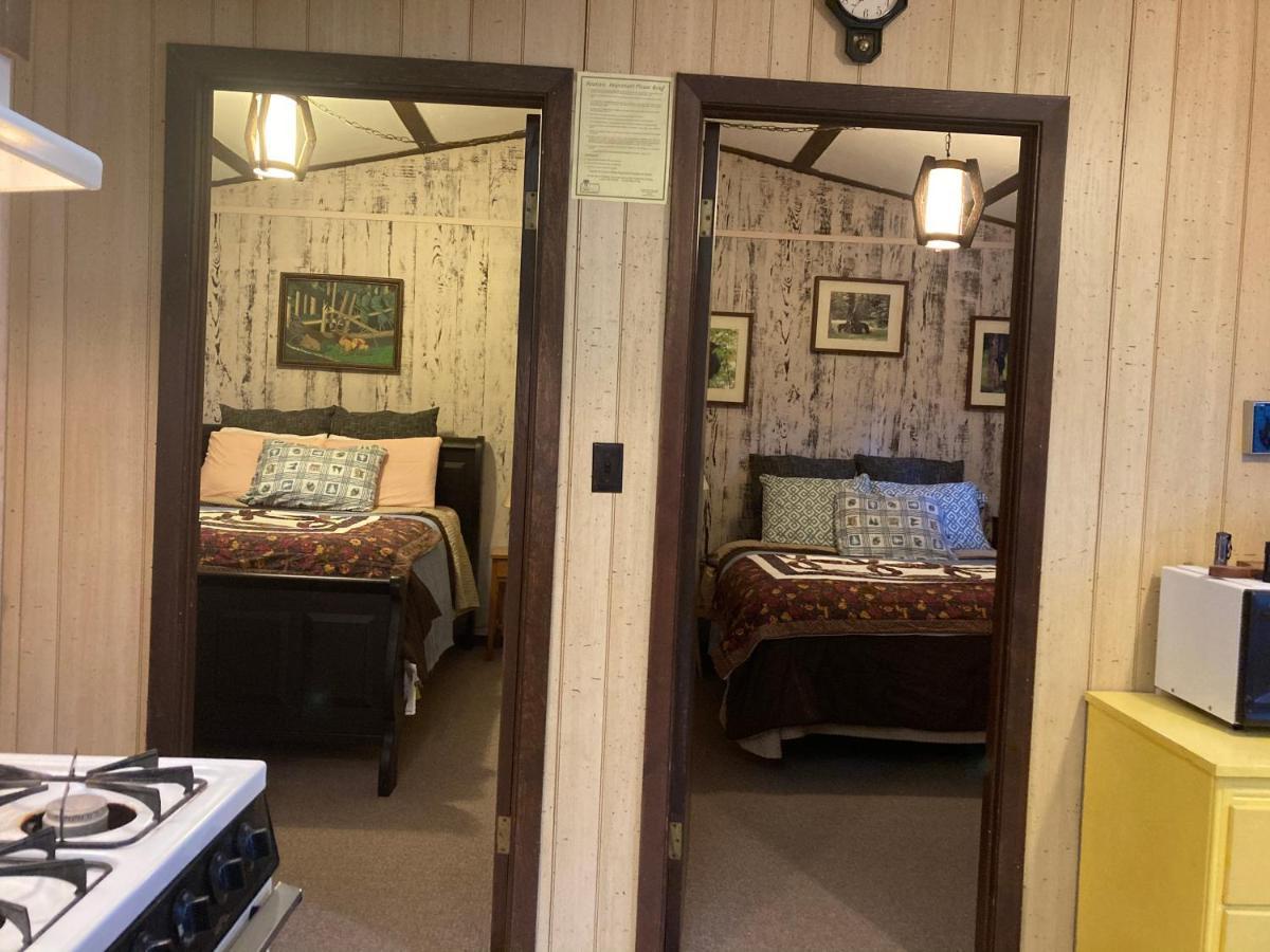 Musky Joe'S Twin Pines Resort New Post Exterior photo