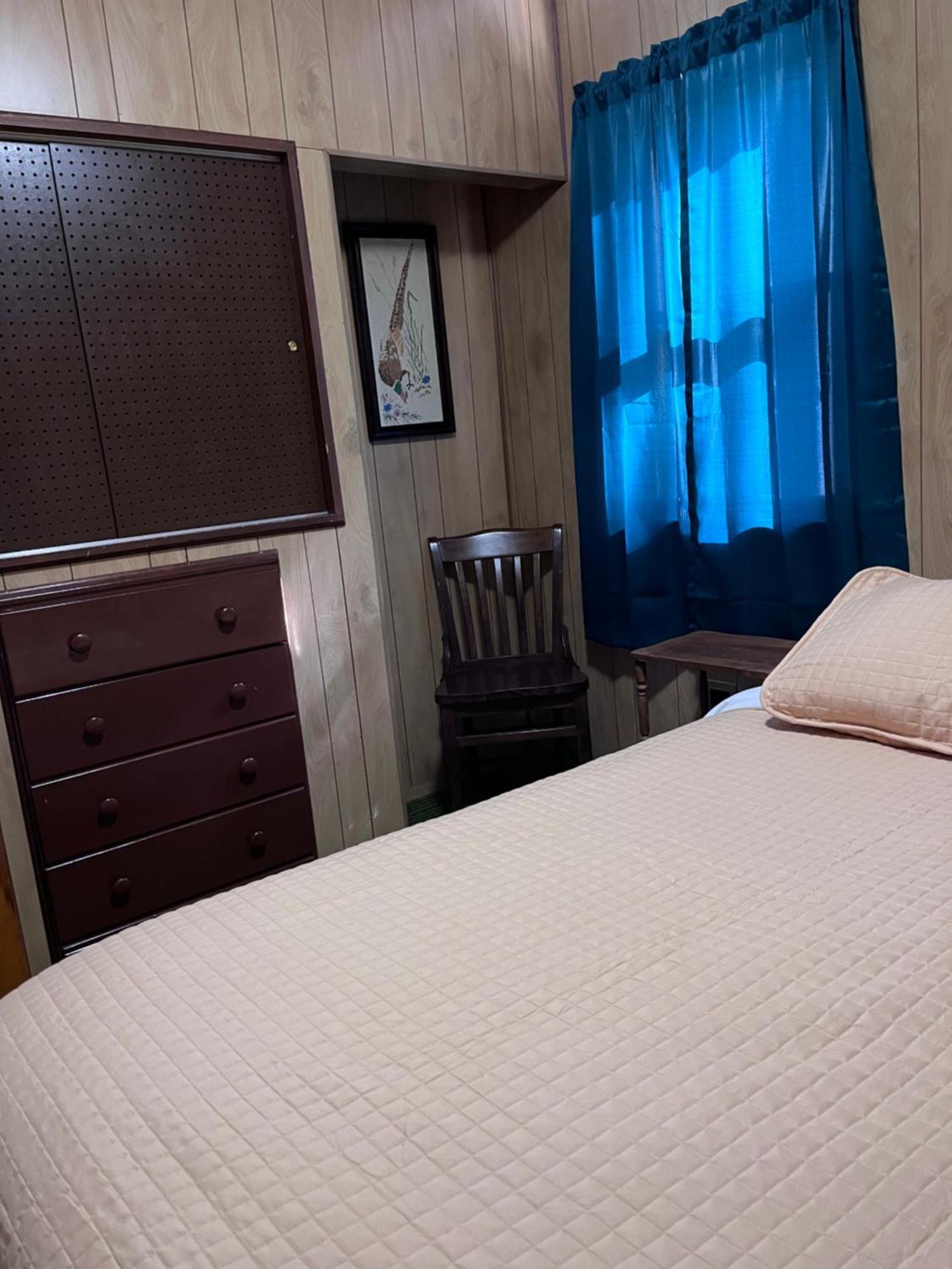 Musky Joe'S Twin Pines Resort New Post Exterior photo